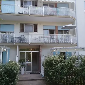 casa-marialuigia.hotelslidodijesolo.com/